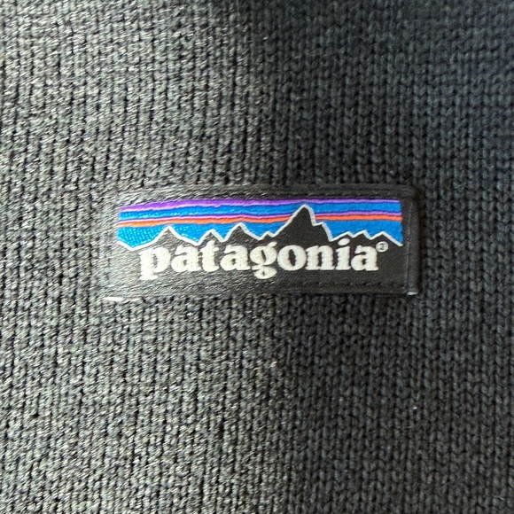 Patagonia Black Fleece Quarter-Zip Pullover - Picture 4 of 4